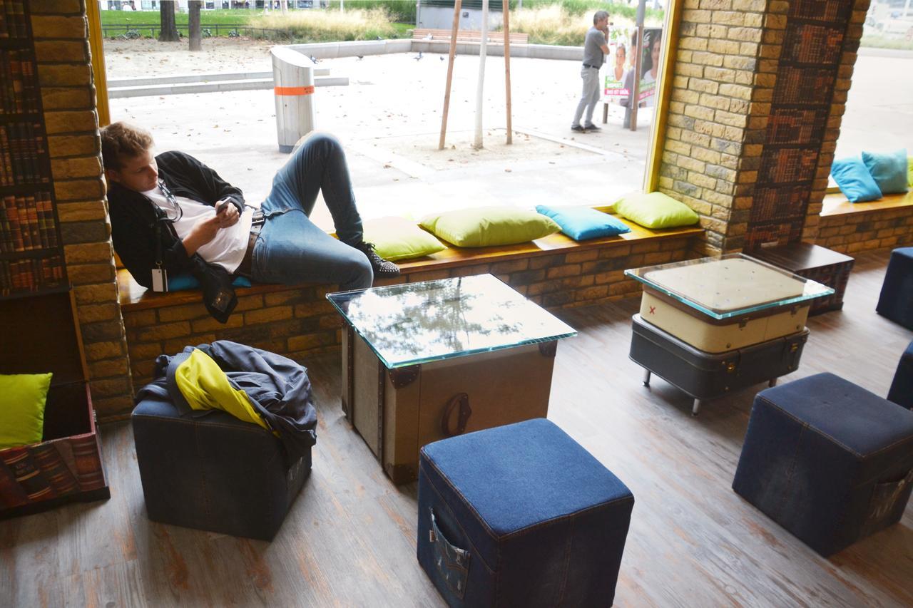 Do Step Inn Central - Self-Service-Hostel Відень Екстер'єр фото