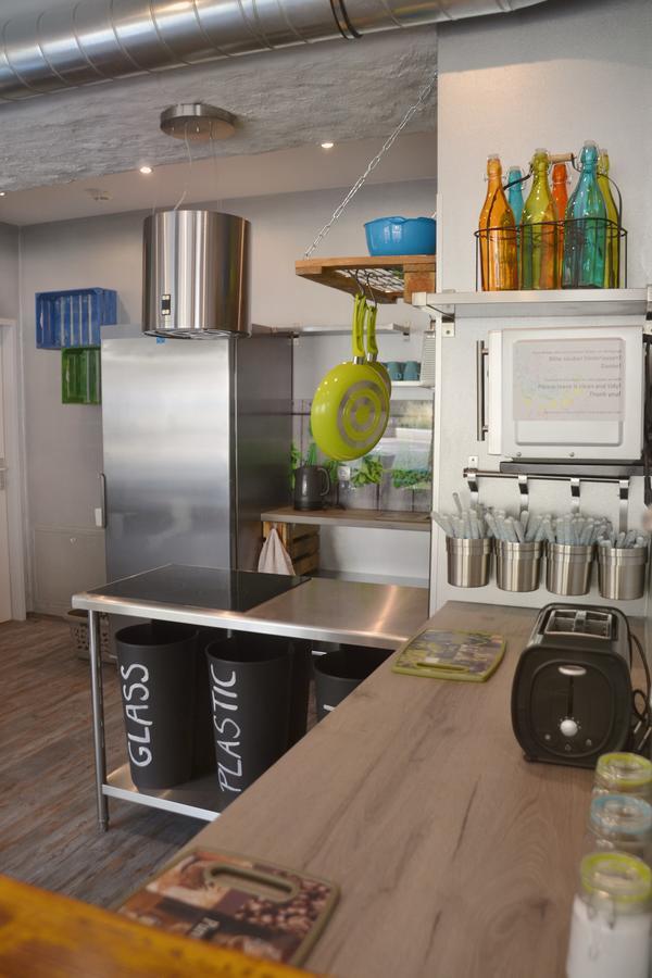 Do Step Inn Central - Self-Service-Hostel Відень Екстер'єр фото